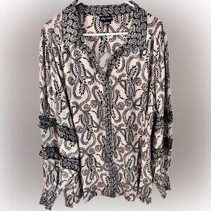 City Chic Dreamweaver Blouse NWT | Black & Cream Paisley Ruffle Top | Size 20W